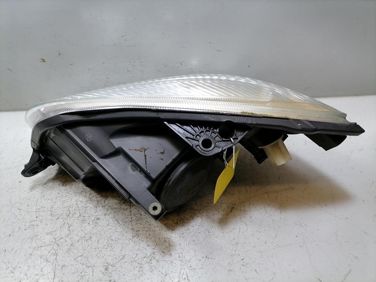 Skoda Fabia 2 5J original Scheinwerfer vorn rechts Halogen H4 Bj.2010